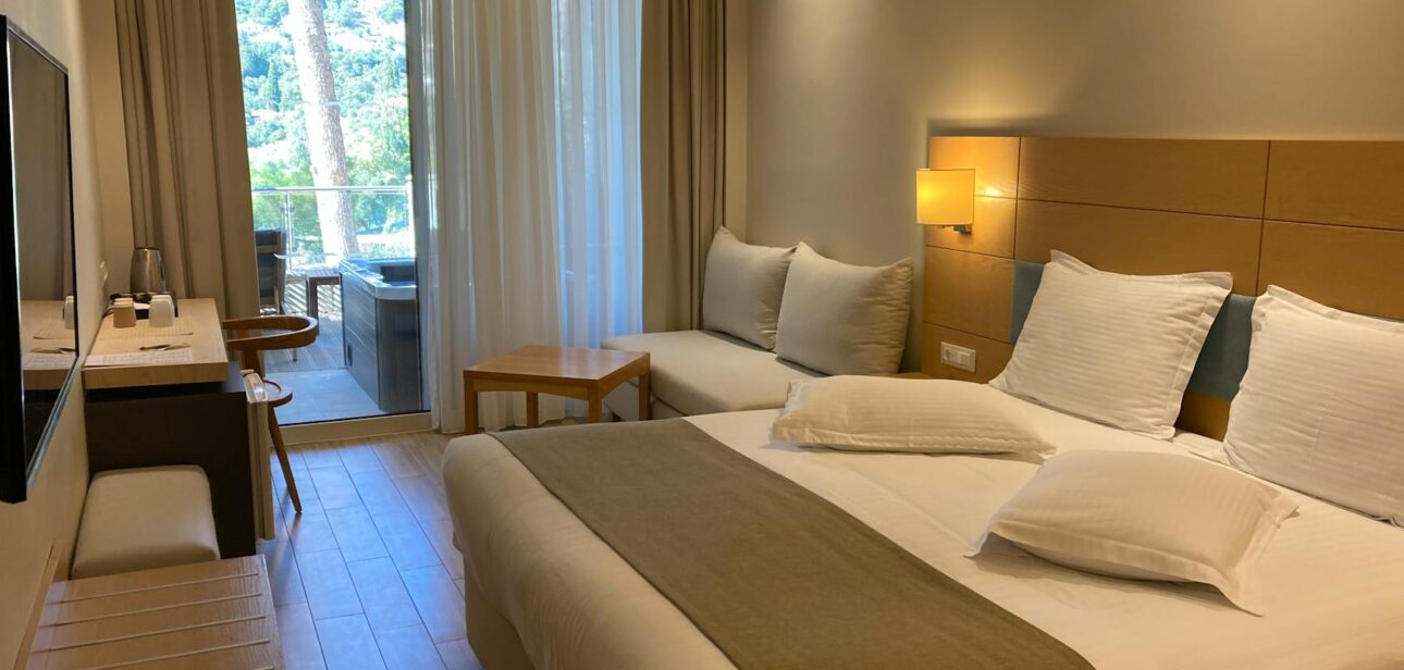 deluxetravelclub_luksusowe hotele zakynthos-1_1.jpg